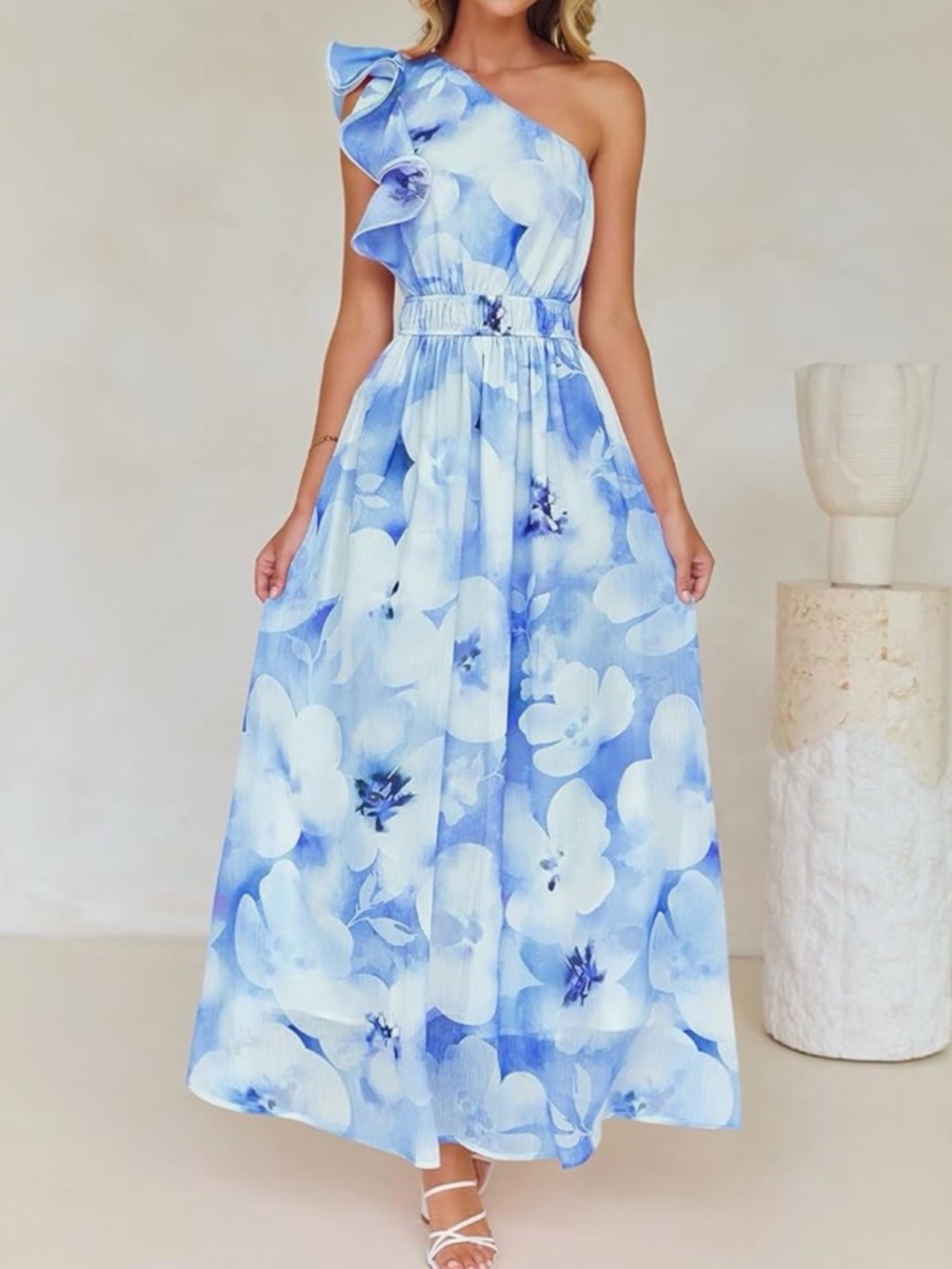 NWT - Zesica Maxi Dress
